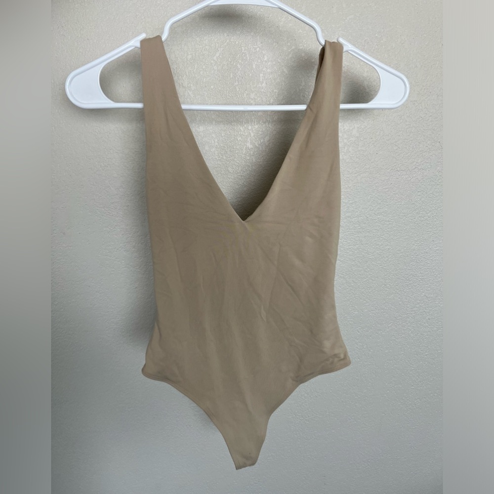 Aritzia bodysuit
